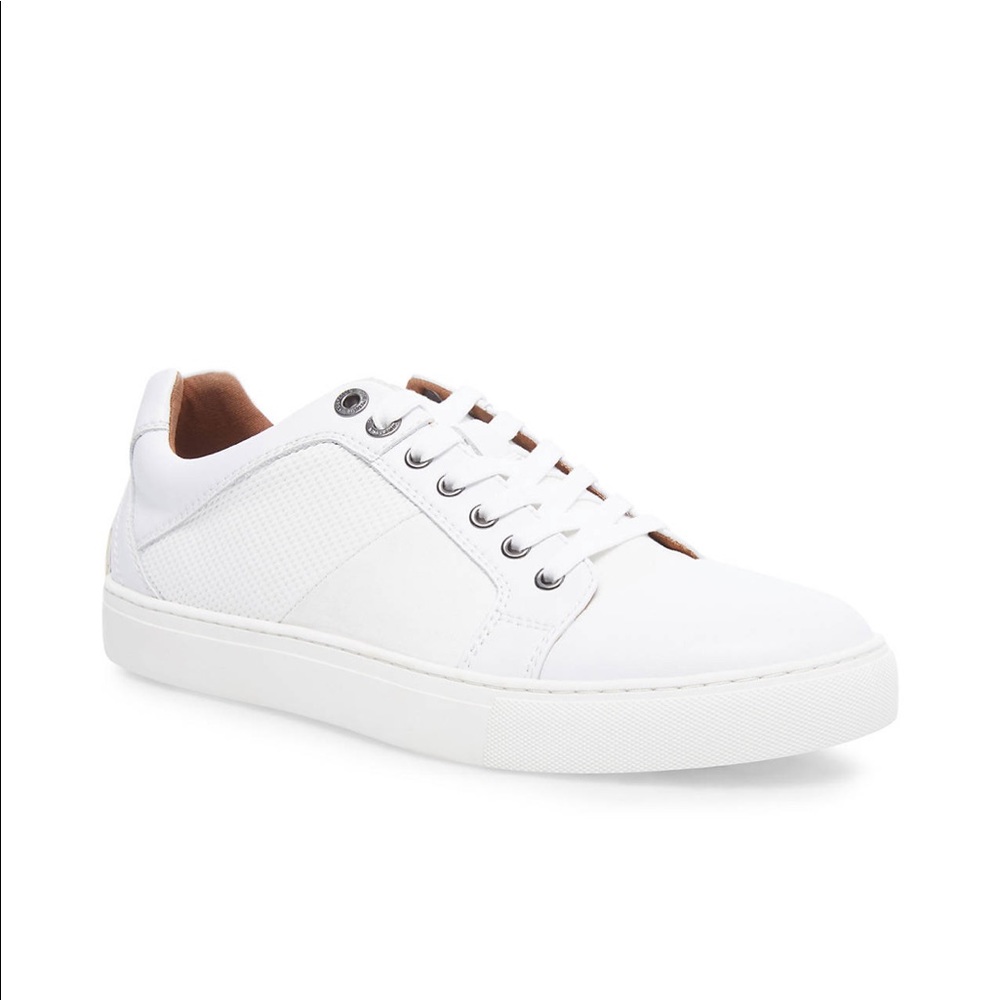 Steve Madden Yuba Sneaker